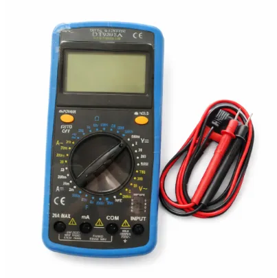 MULTITESTER CON CAPACIMETRO