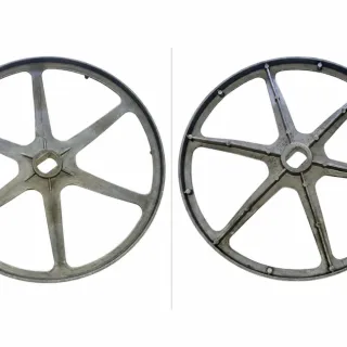 POLEA DE METAL PARA LAVARROPAS CON AGUJERO CUADRADO PARA VARIOS MODELOS